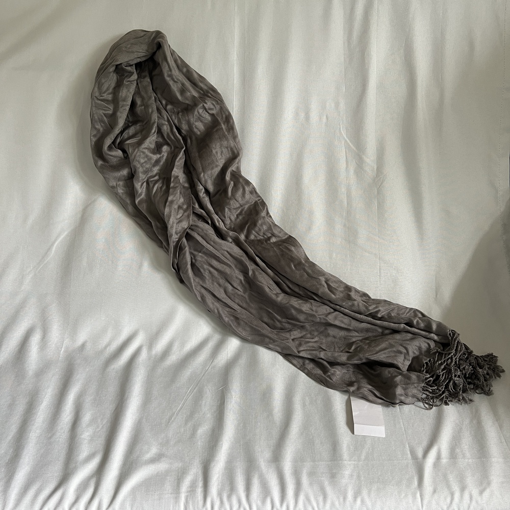 New Grey Scarf Solid Fringed Winter Warmth Cozy Fashionable Scholary Moody